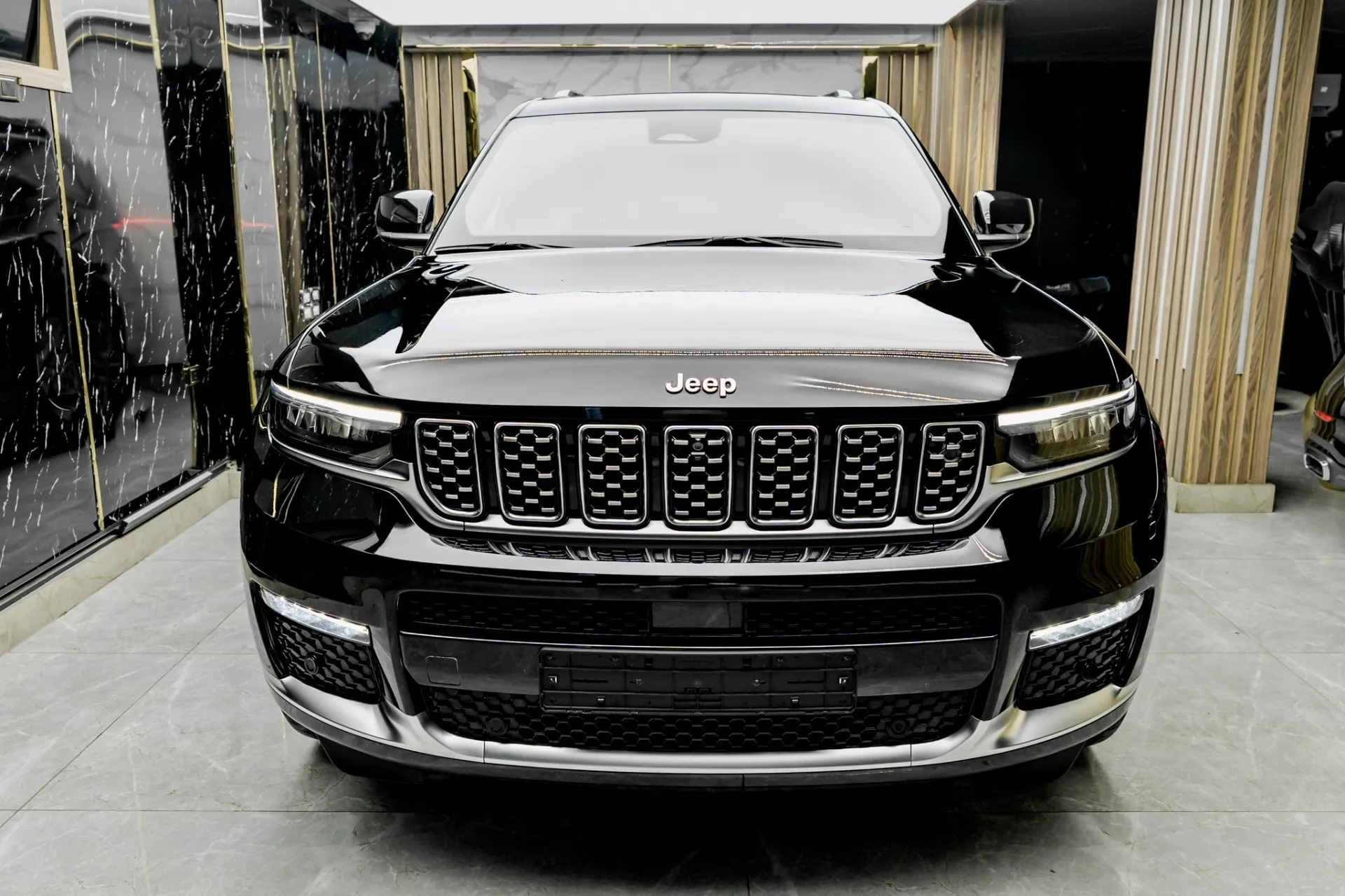 جيب جراند شيروكي 2023